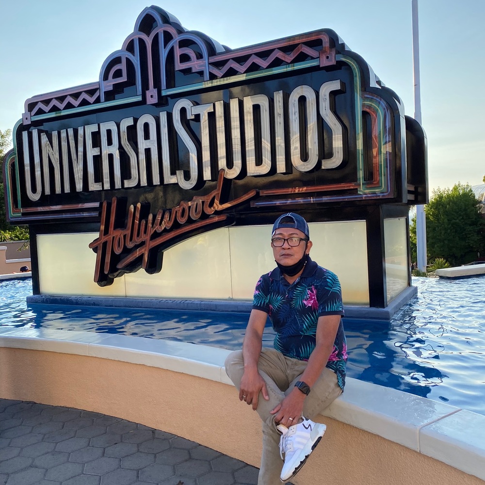 Meet your Posher, Leo